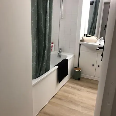 Apartment F2 Calme Et Elegant *